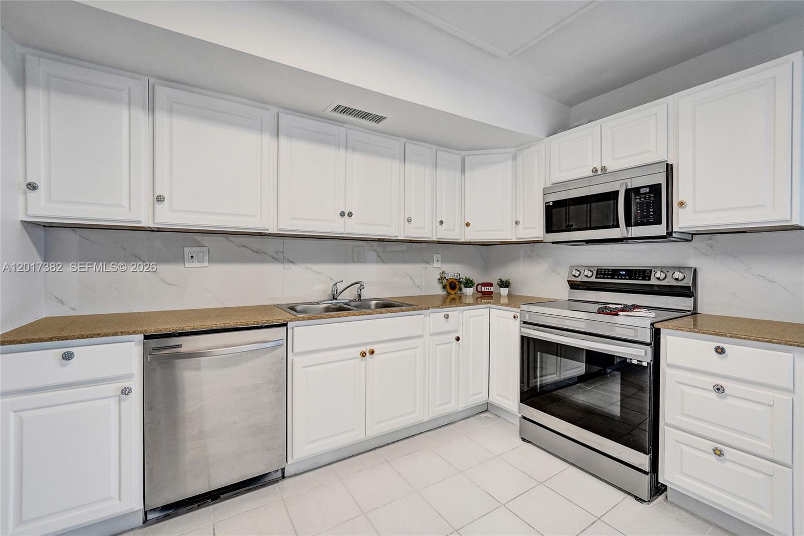 Property photo # 7