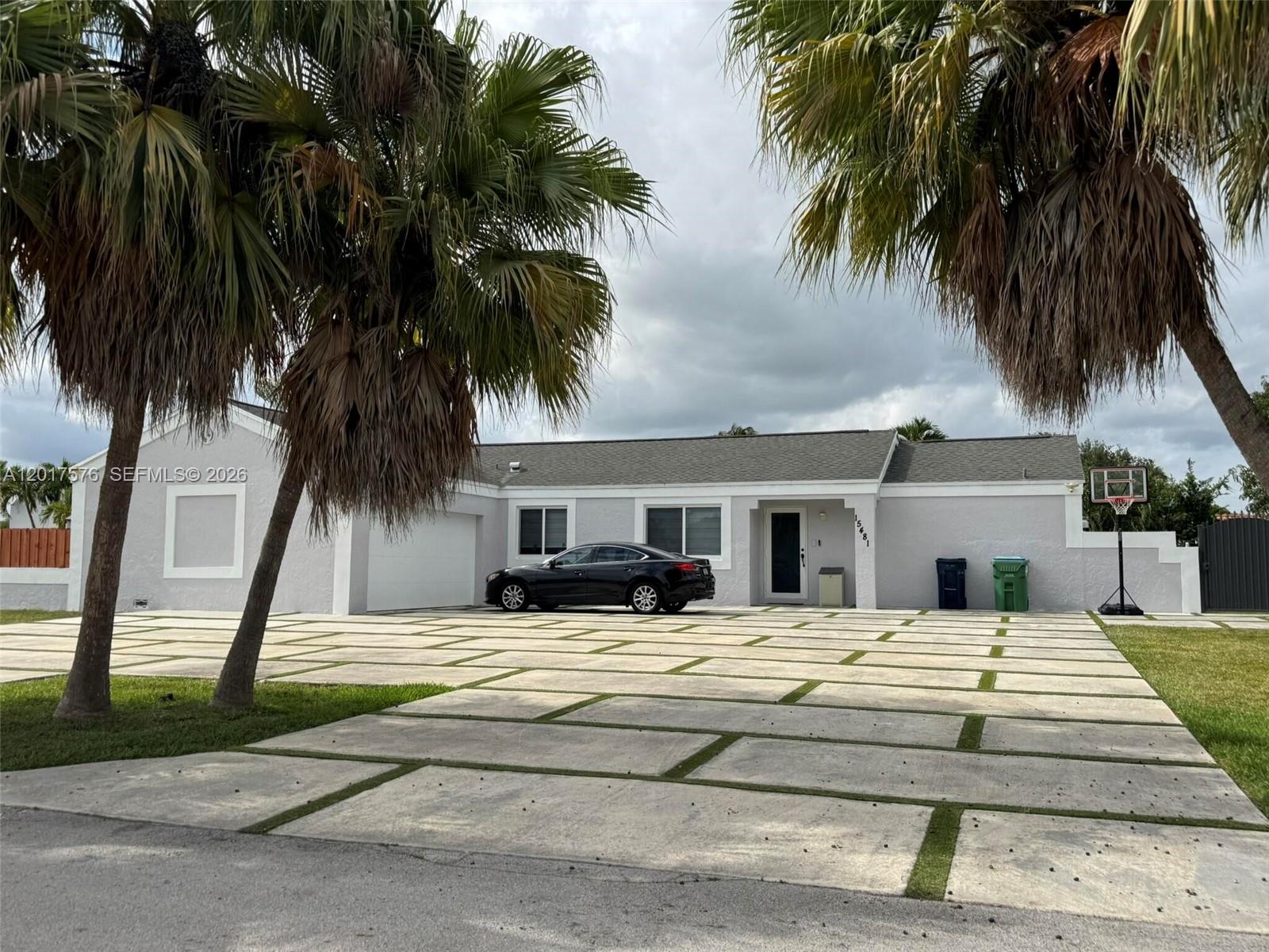 Weitzer Shauna Meadows Se