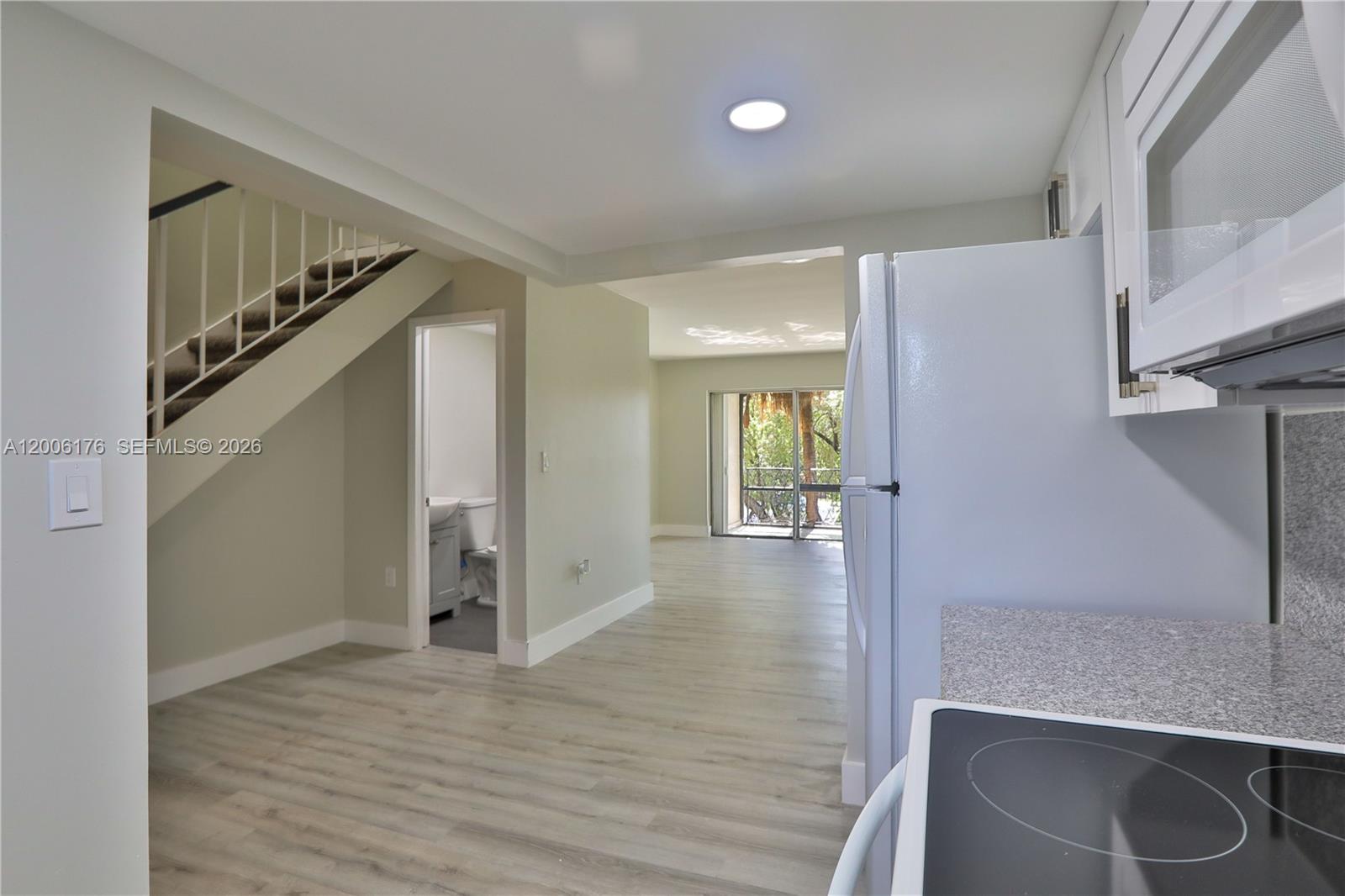 Property photo # 4