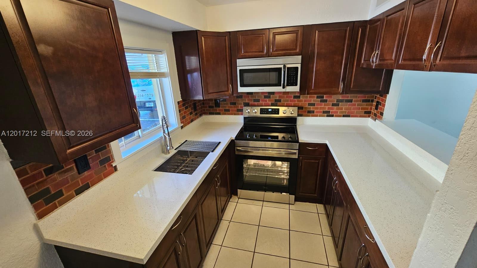 Property photo # 6