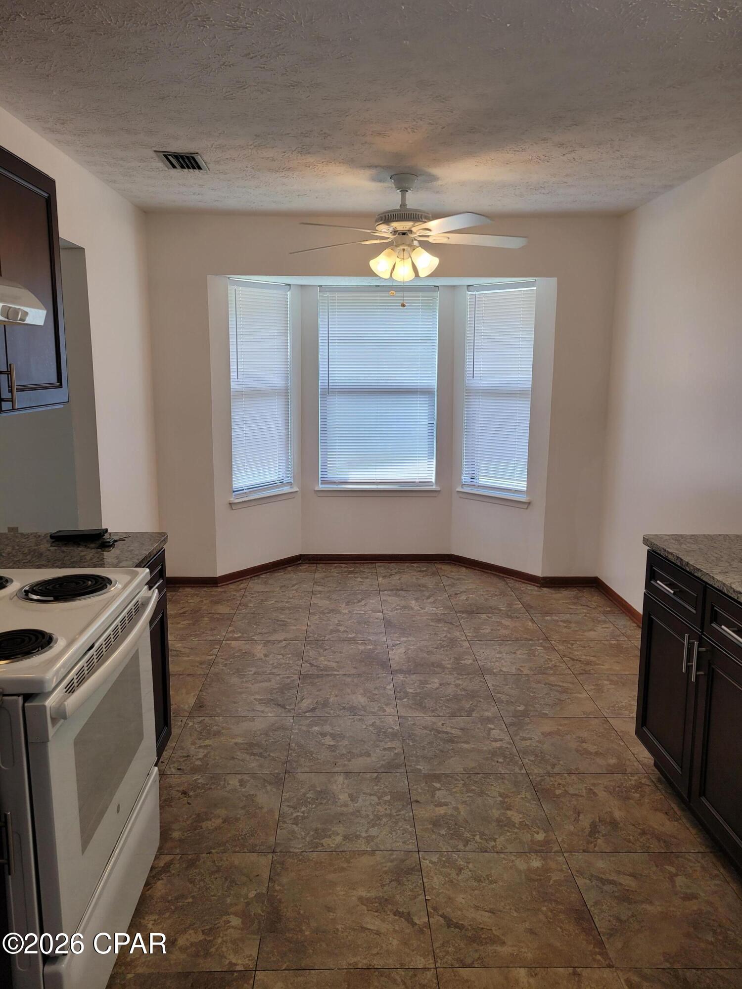 Image 6 For 7709 Betty Louise Drive