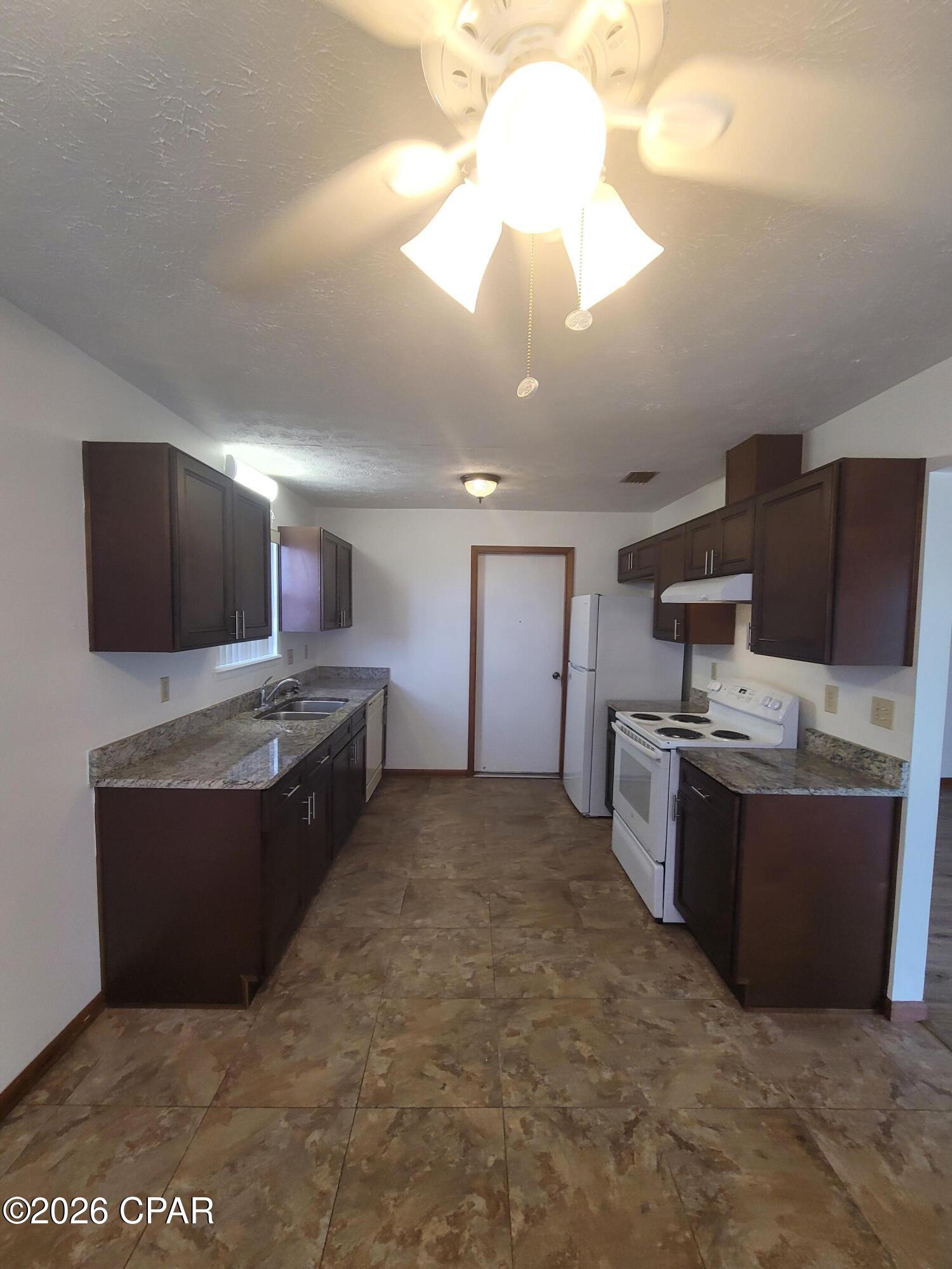 Image 7 For 7709 Betty Louise Drive