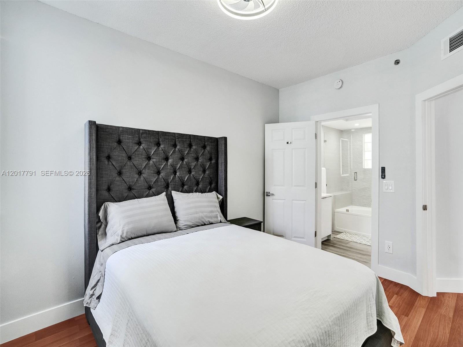 Property photo # 6