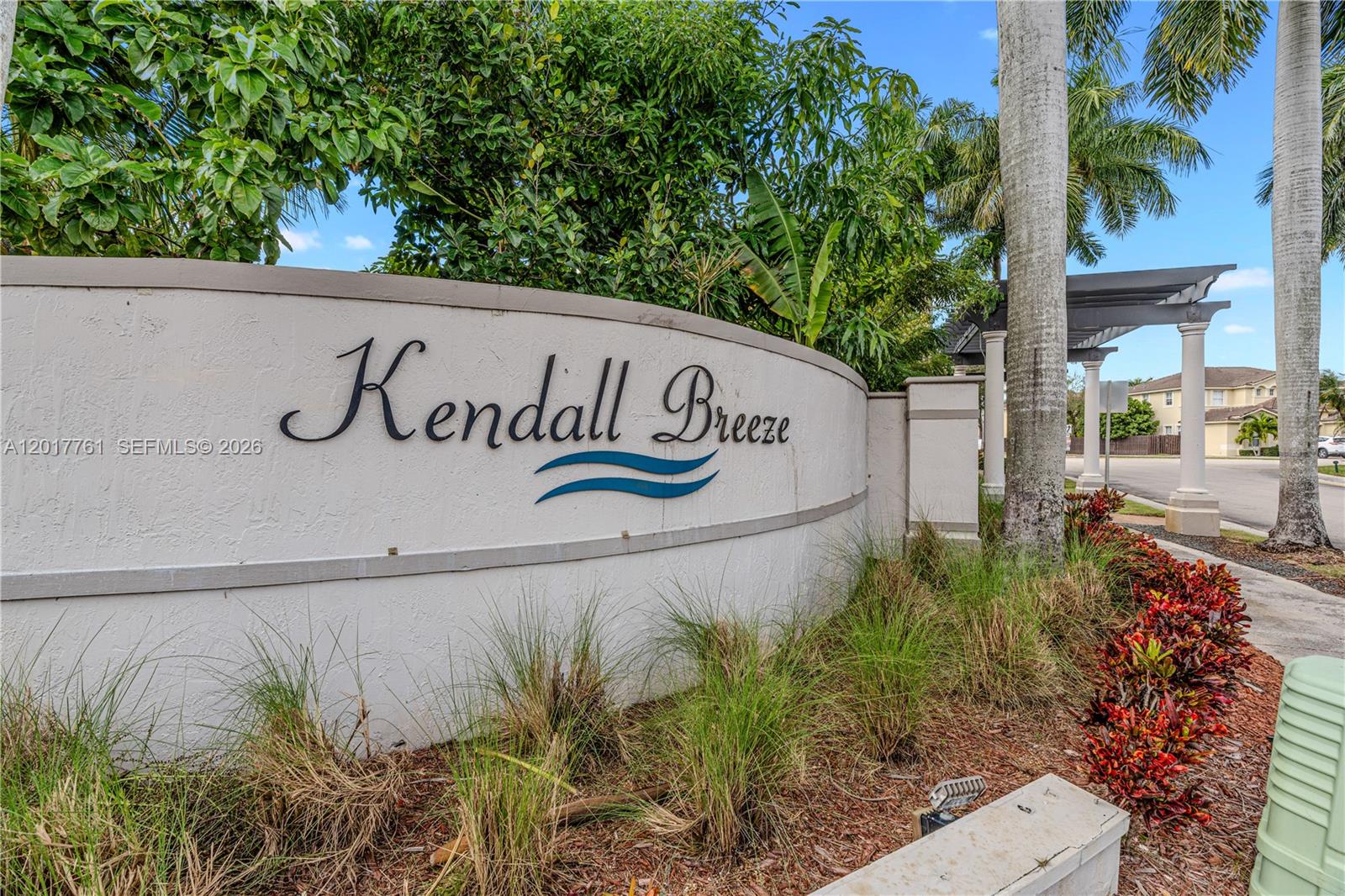 Kendall Breeze