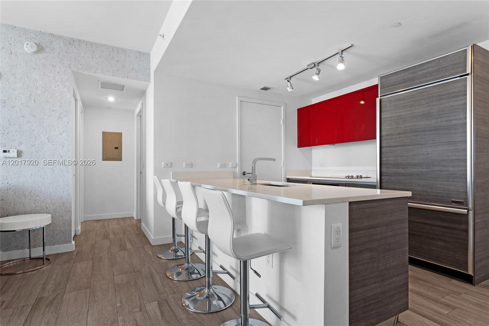 Property photo # 9