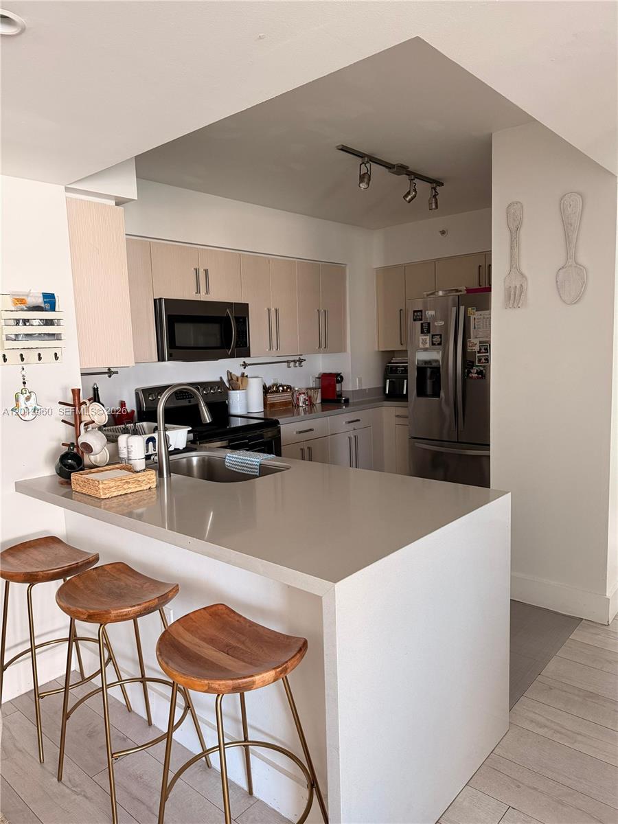 Property photo # 7