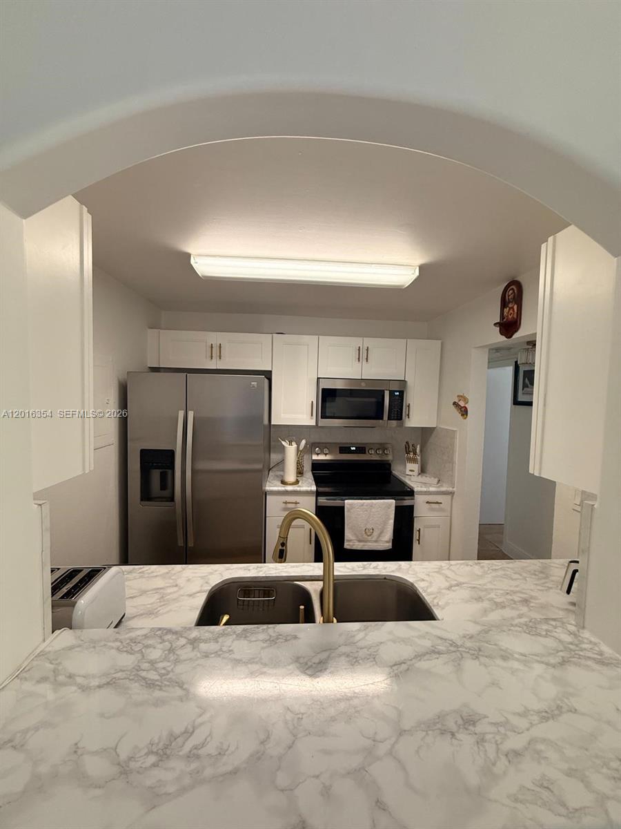 Property photo # 9