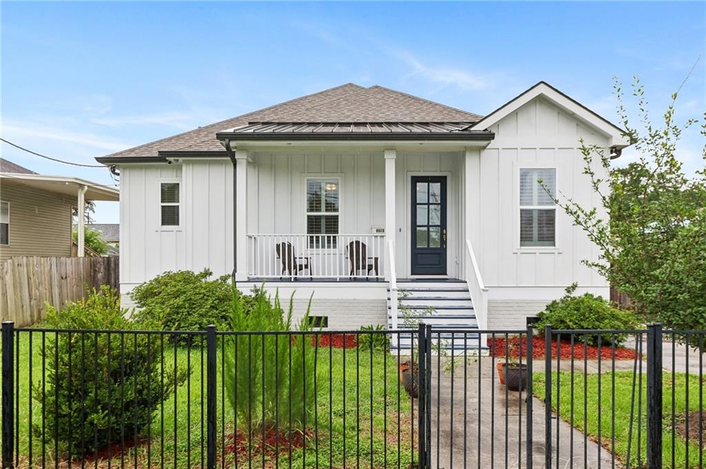 1st image of 5216 Paris Ave, New Orleans, LA 70122 | MLS# 2557721
