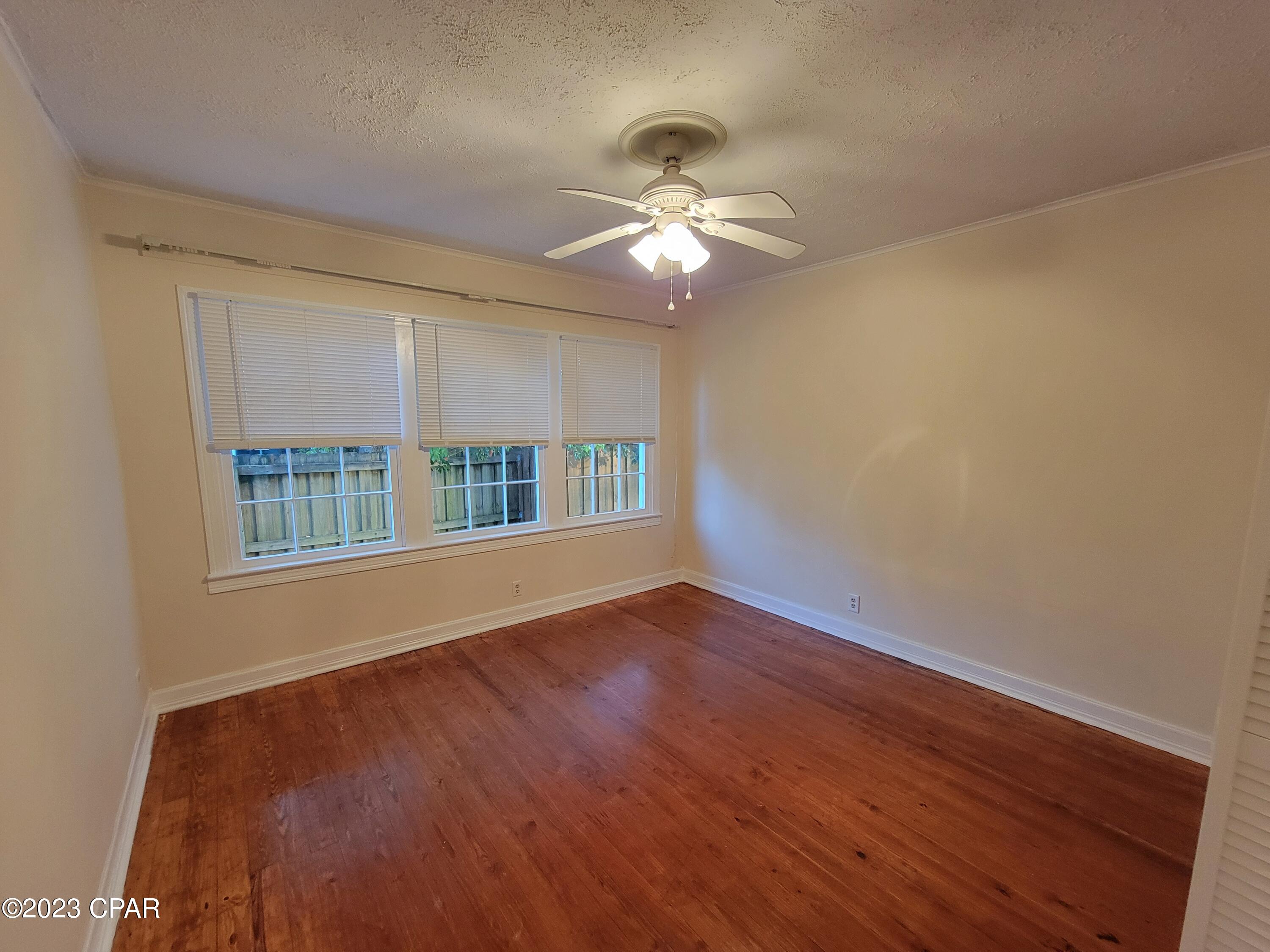 Image 10 For 317 Macarthur Avenue