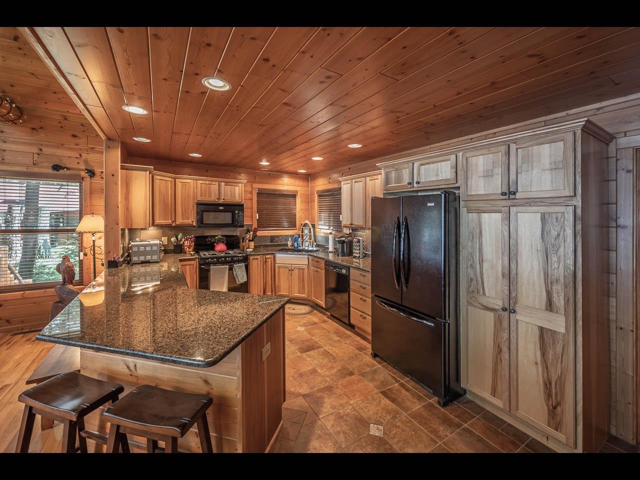 Amber Lake Property 13734 Chrissie Ln Photo 6