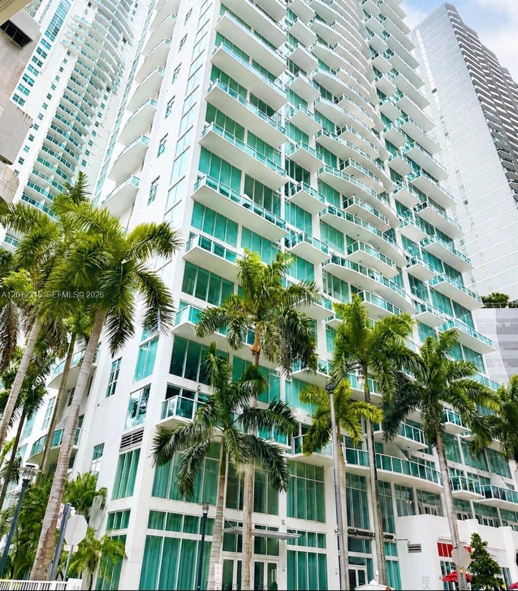 Brickell On The River S T