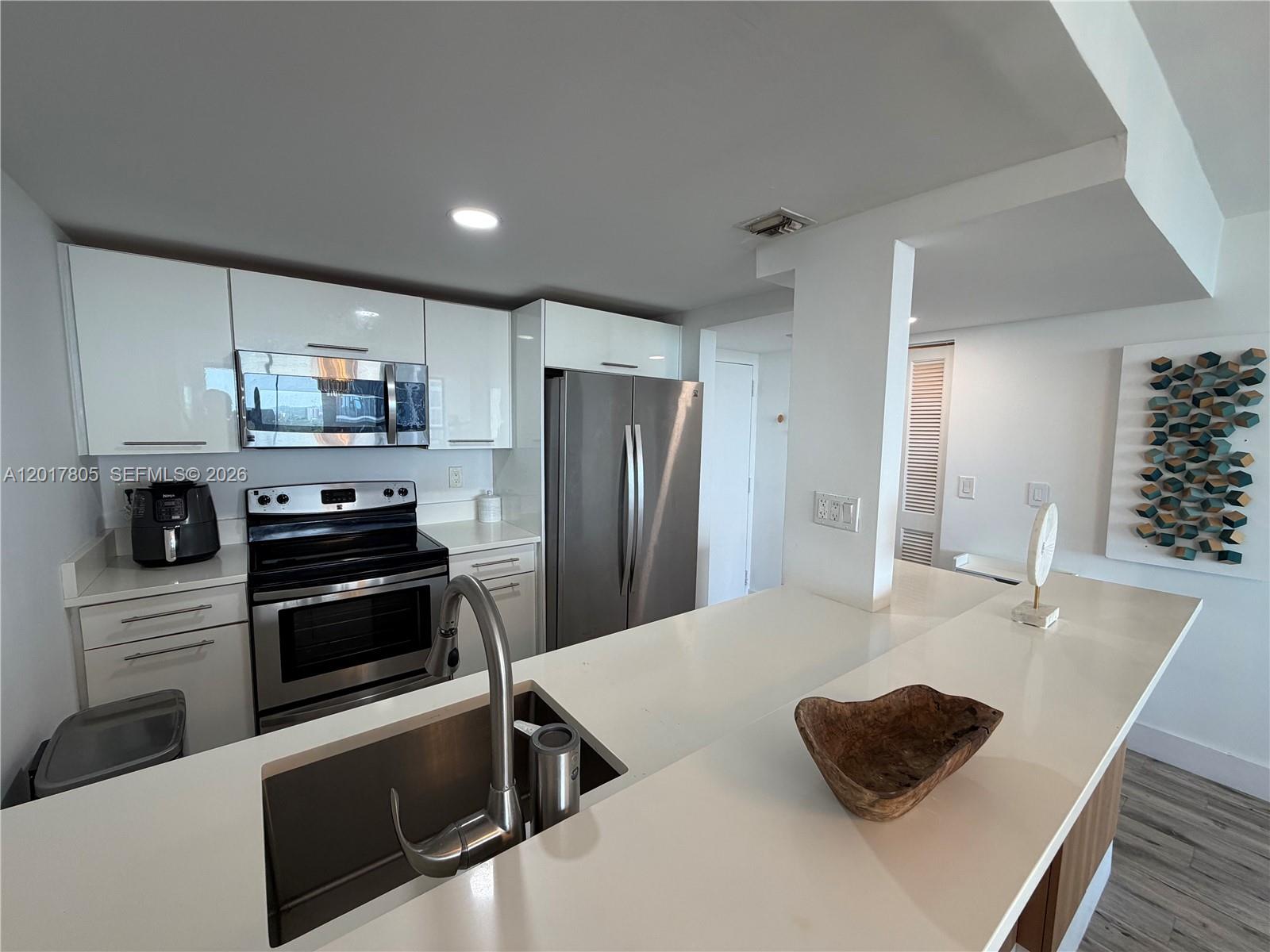 Property photo # 7