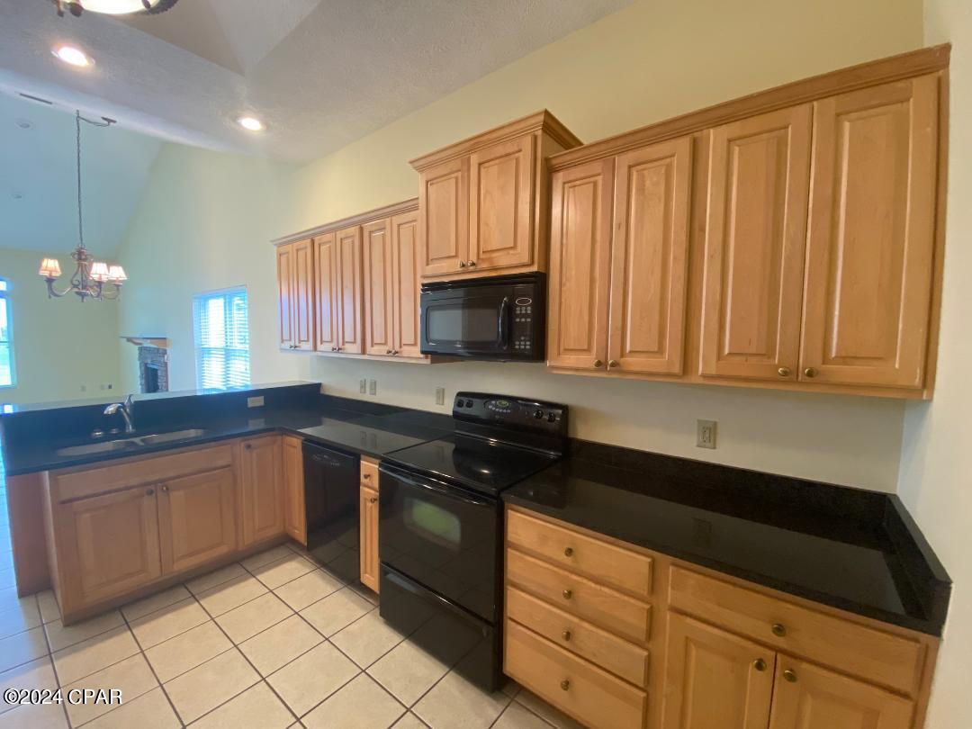 Image 2 For 4031 Oak Forest Drive