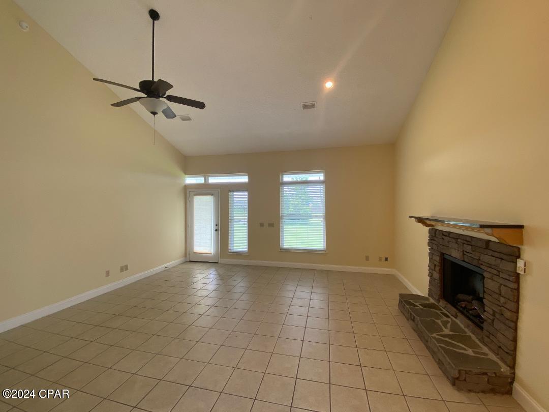 Image 5 For 4031 Oak Forest Drive