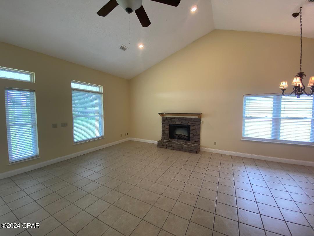 Image 6 For 4031 Oak Forest Drive
