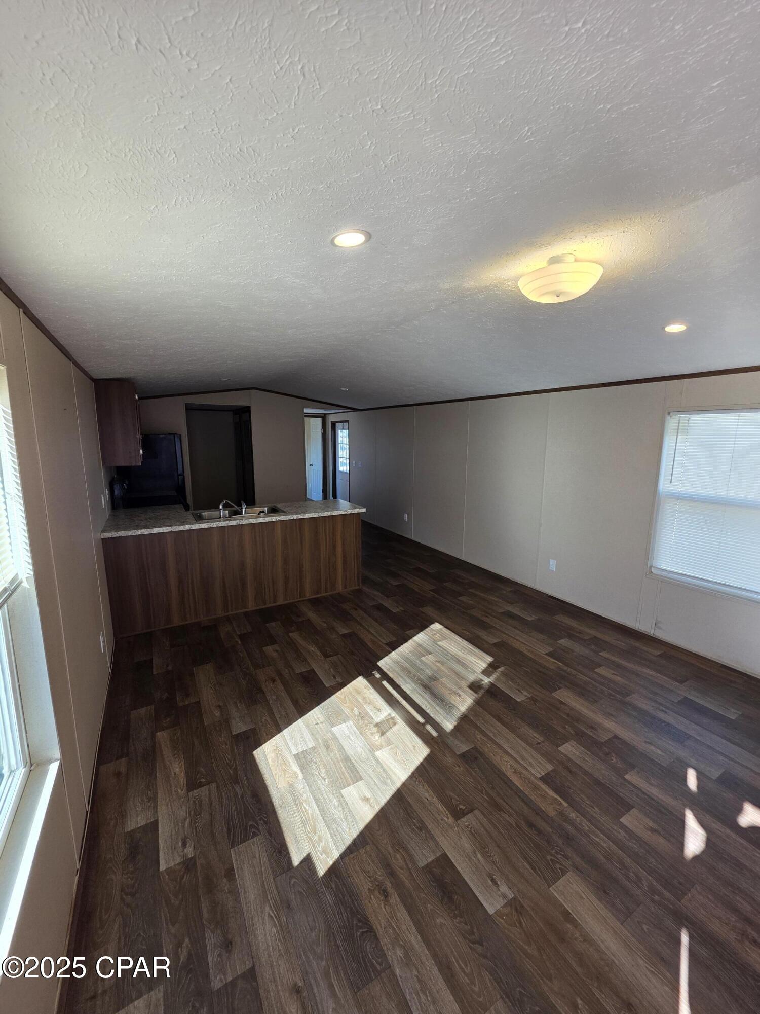Image 3 For 5921 Nadine Road Unit E