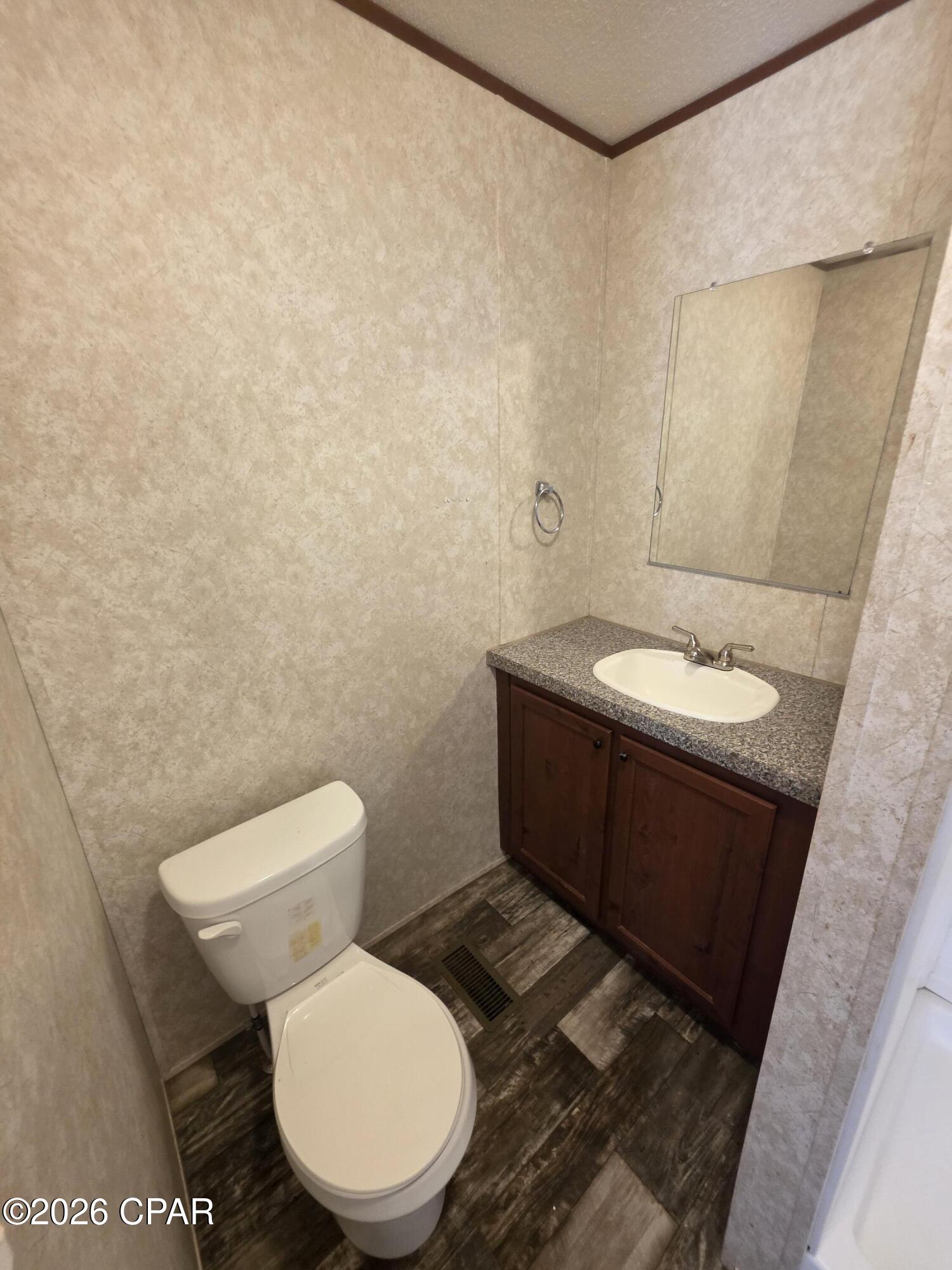 Image 11 For 5921 Nadine Road Unit M