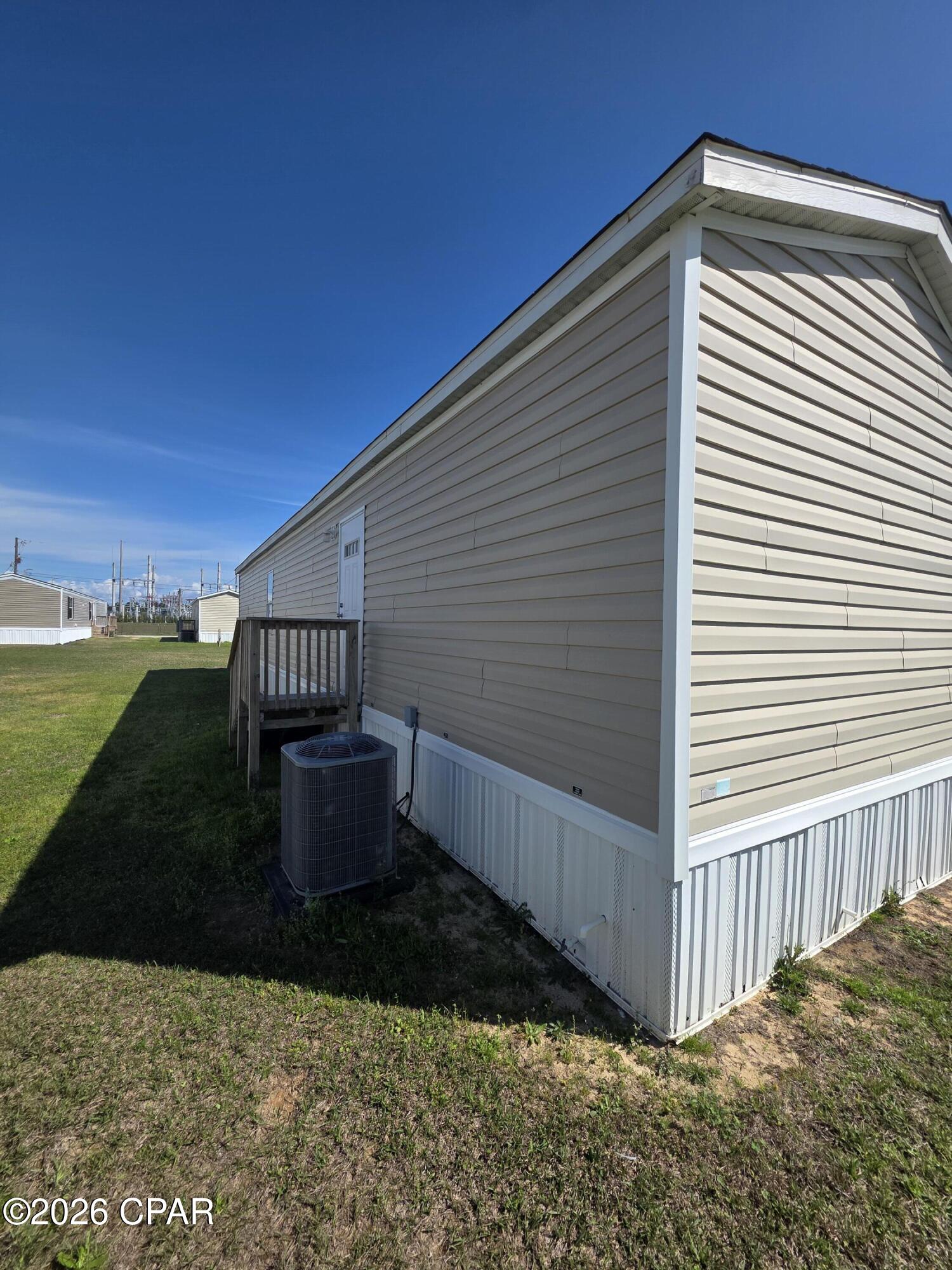 Image 2 For 5921 Nadine Road Unit M