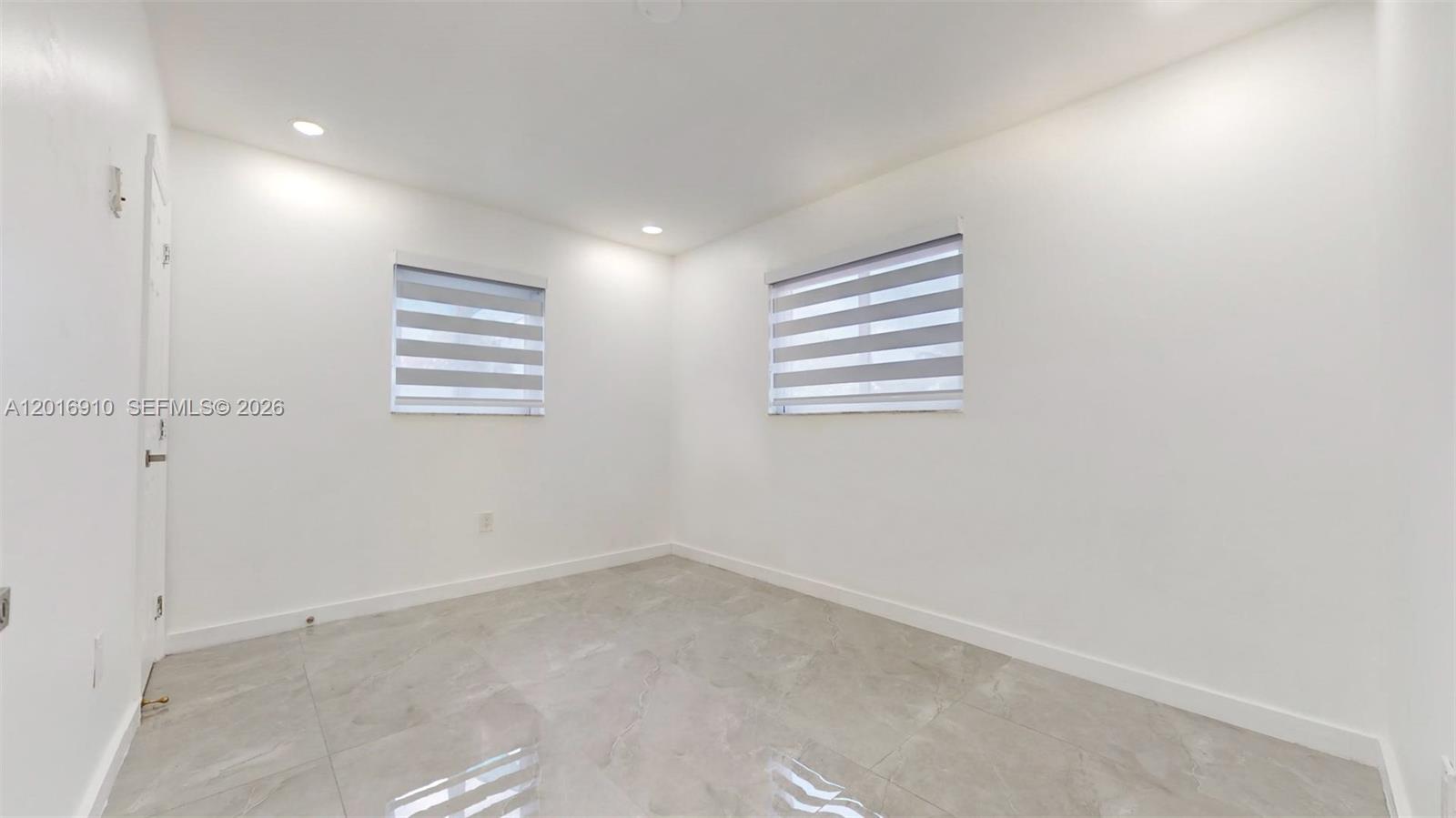 Property photo # 9