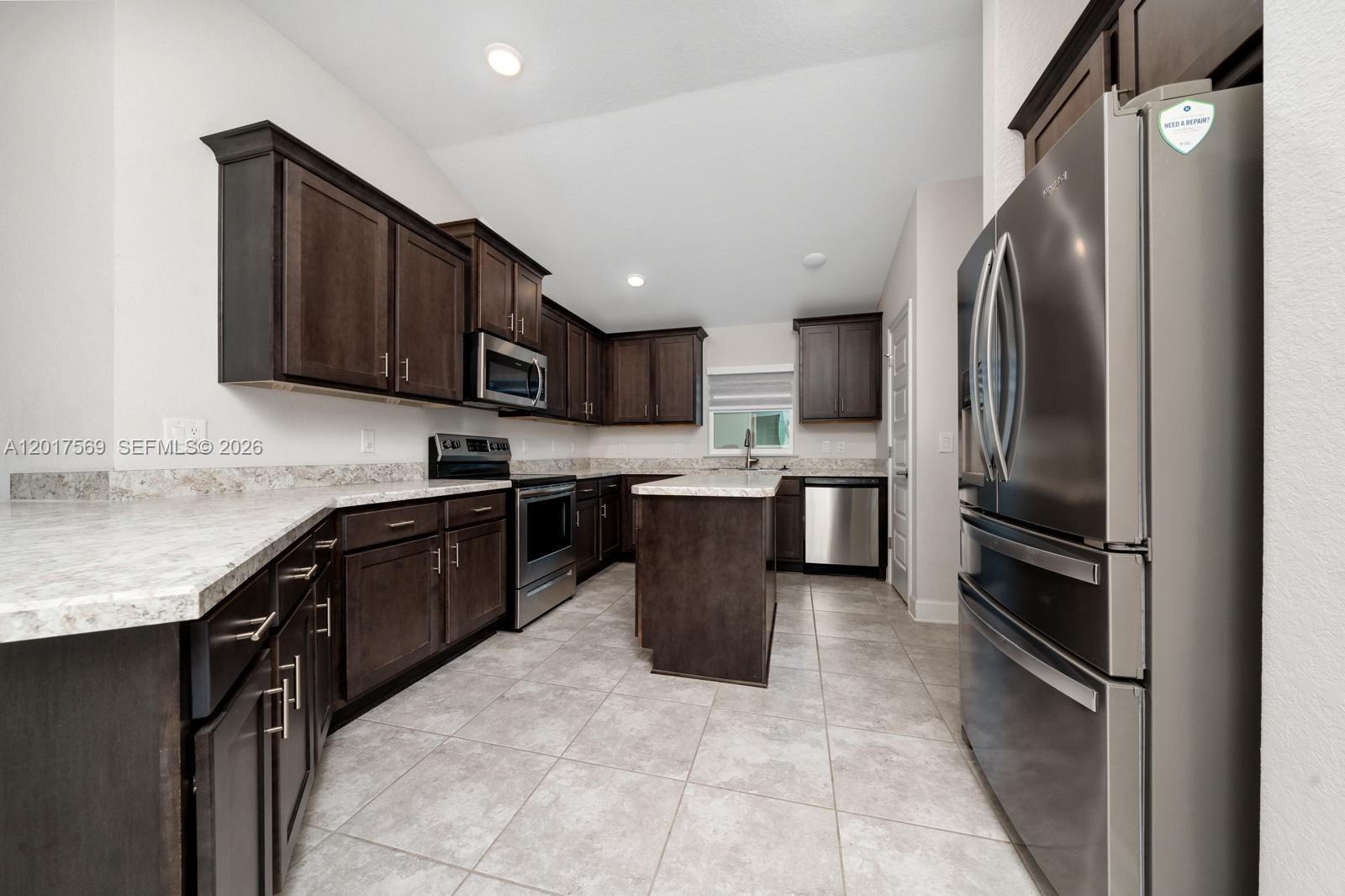 Property photo # 8