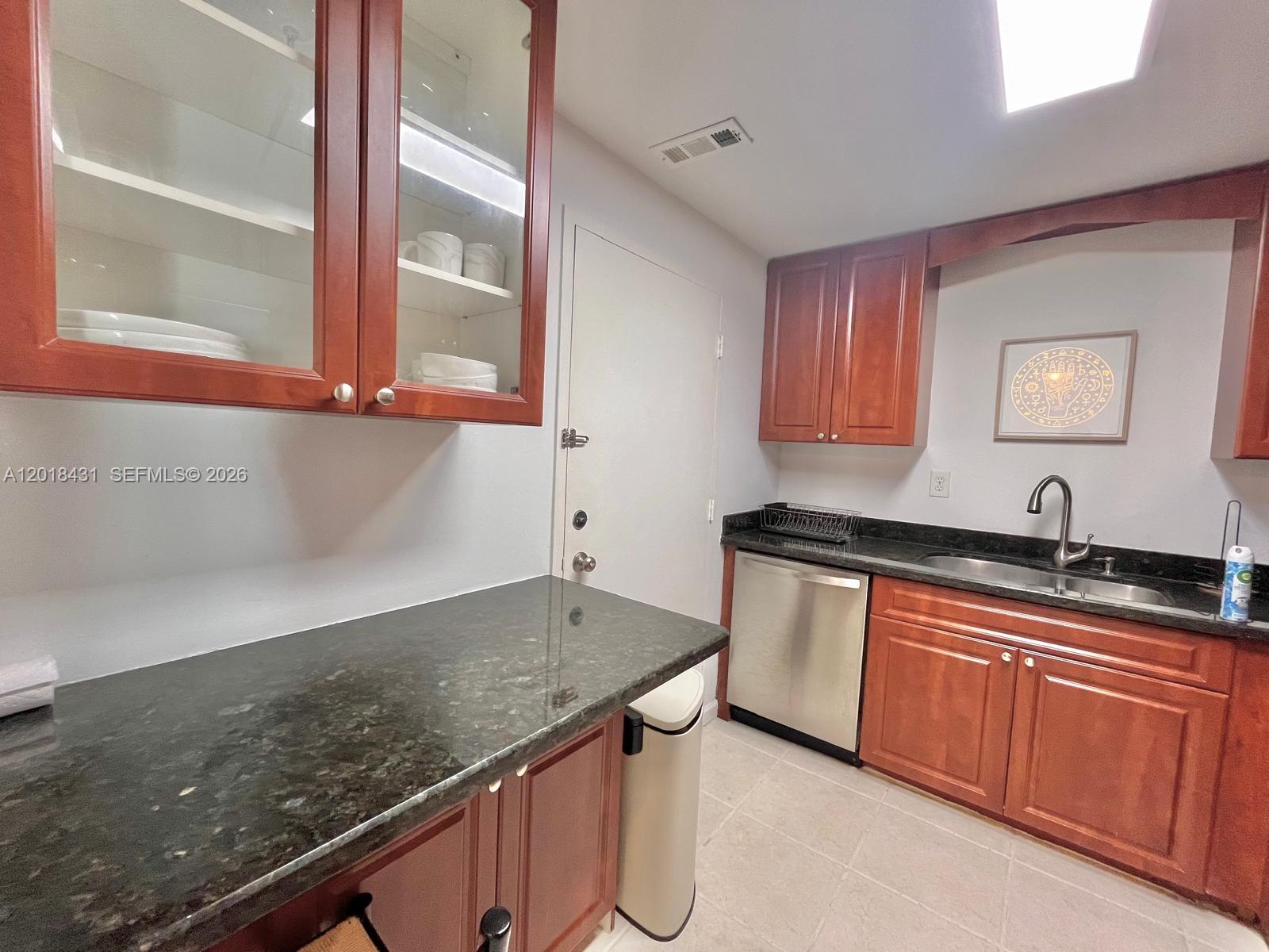Property photo # 4