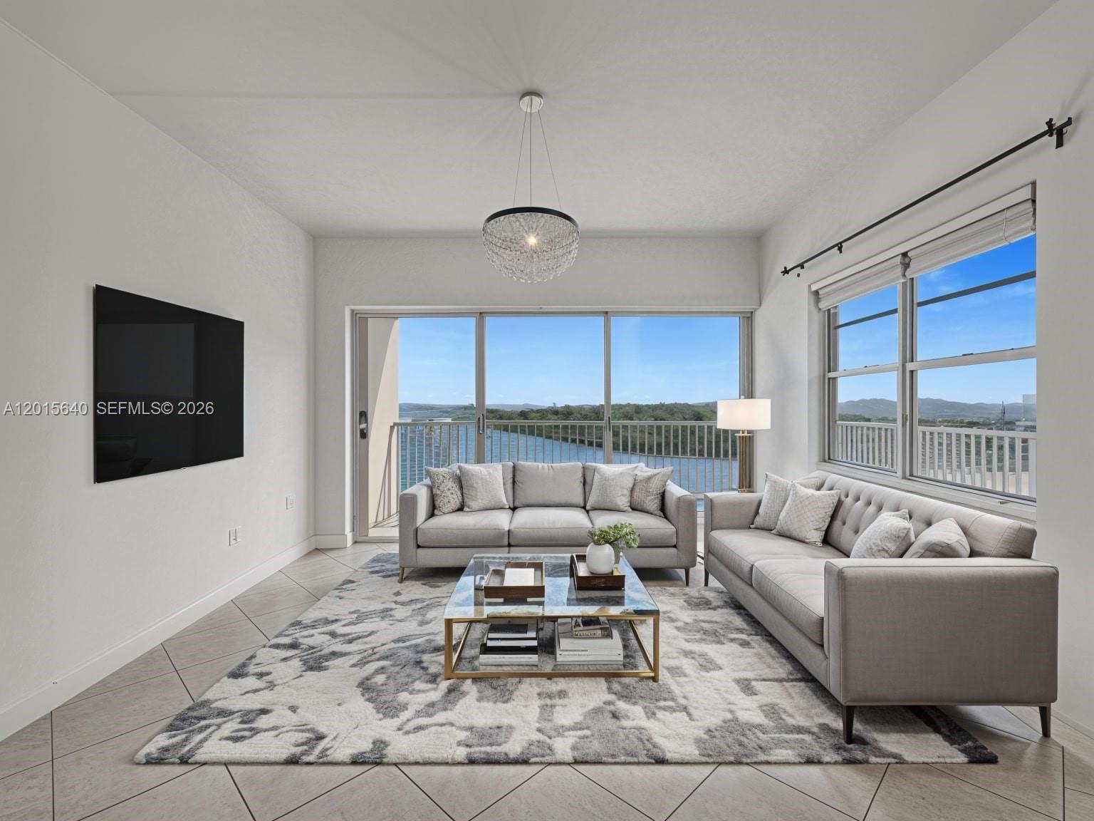 Arlen House Condo