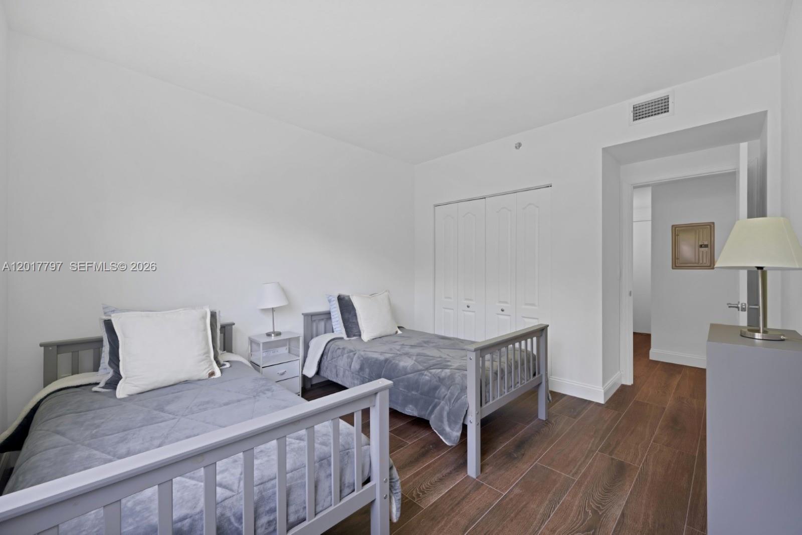 Property photo # 6