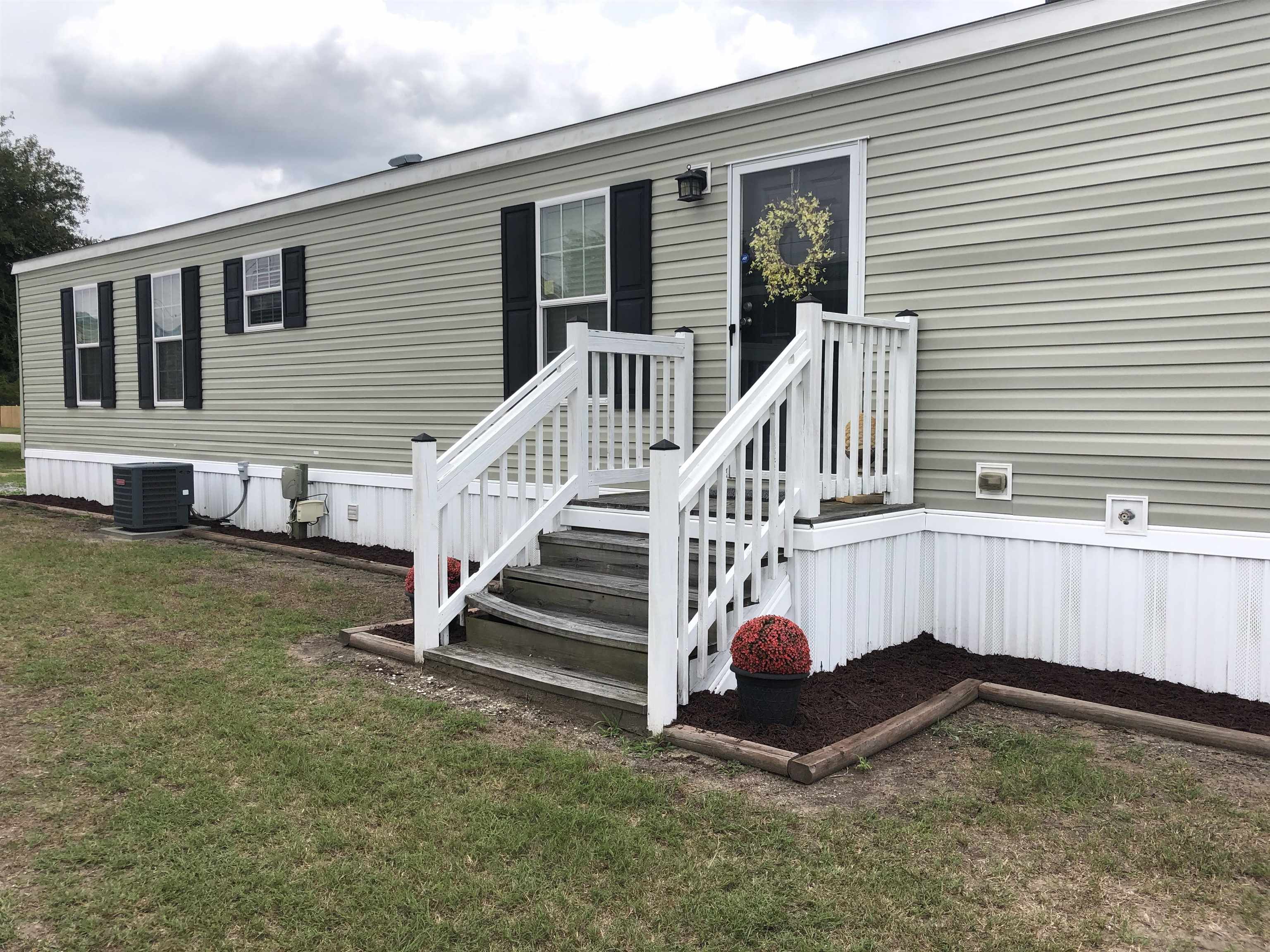 Homes for sale in North Myrtle Beach, SC | 709 Parkway Dr, North Myrtle Beach, SC 29582 | MLS# 2612409