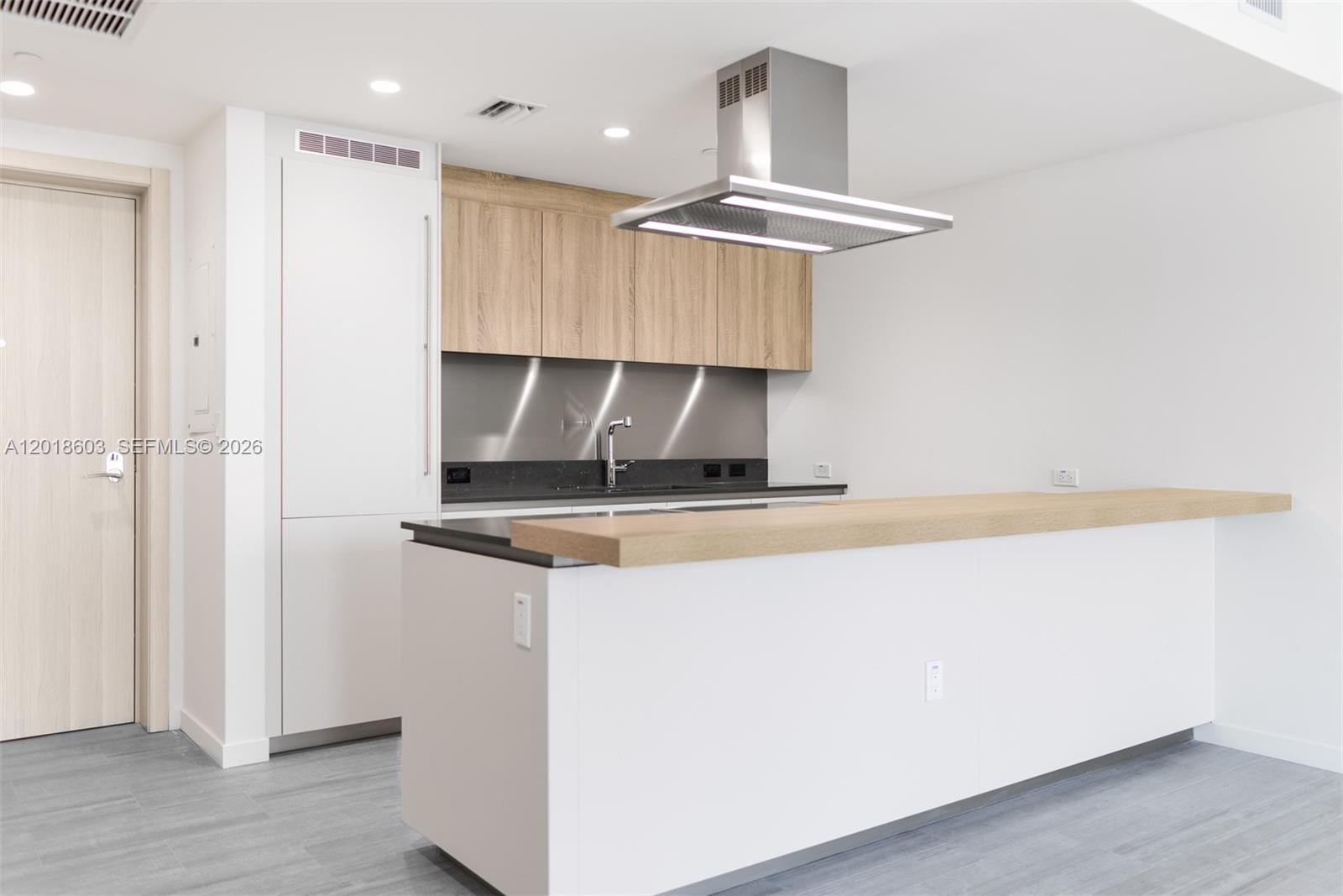 Property photo # 2