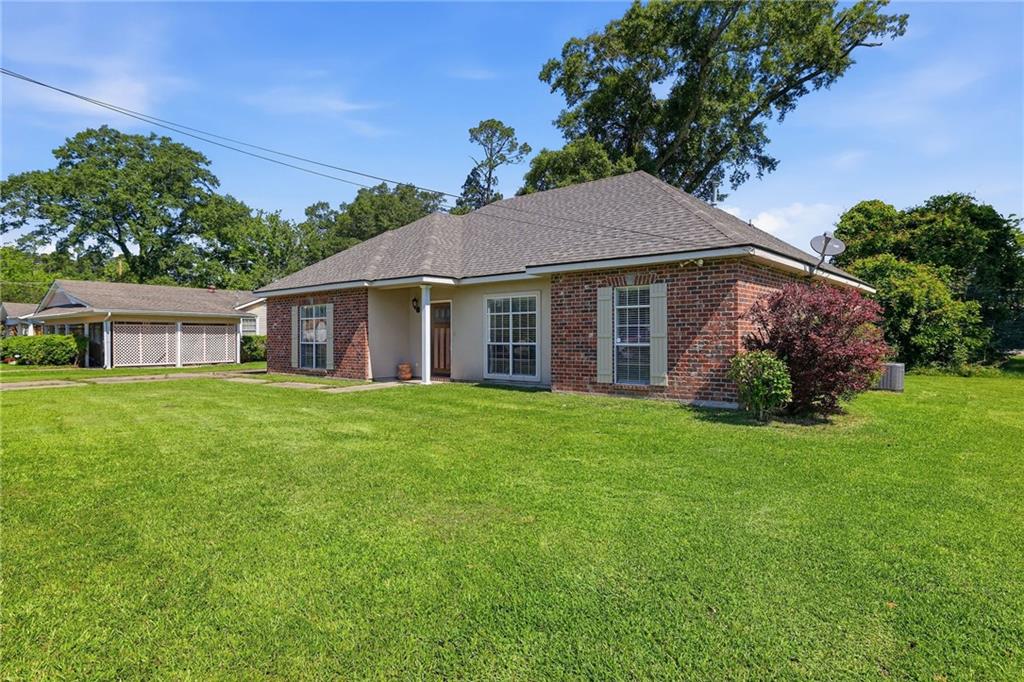 Homes for sale in Amite, LA | 208 W Mulberry St, Amite, LA 70422 | MLS# 2556347