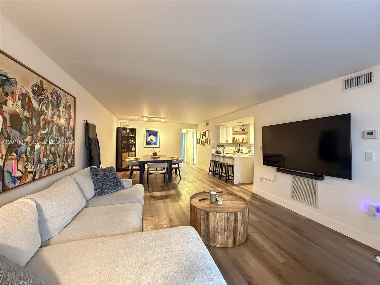 Property photo # 7