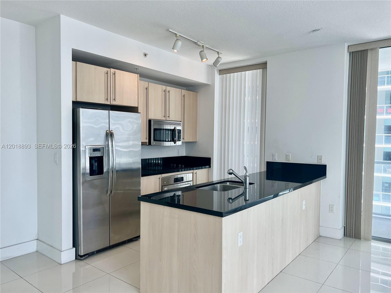 Property photo # 0