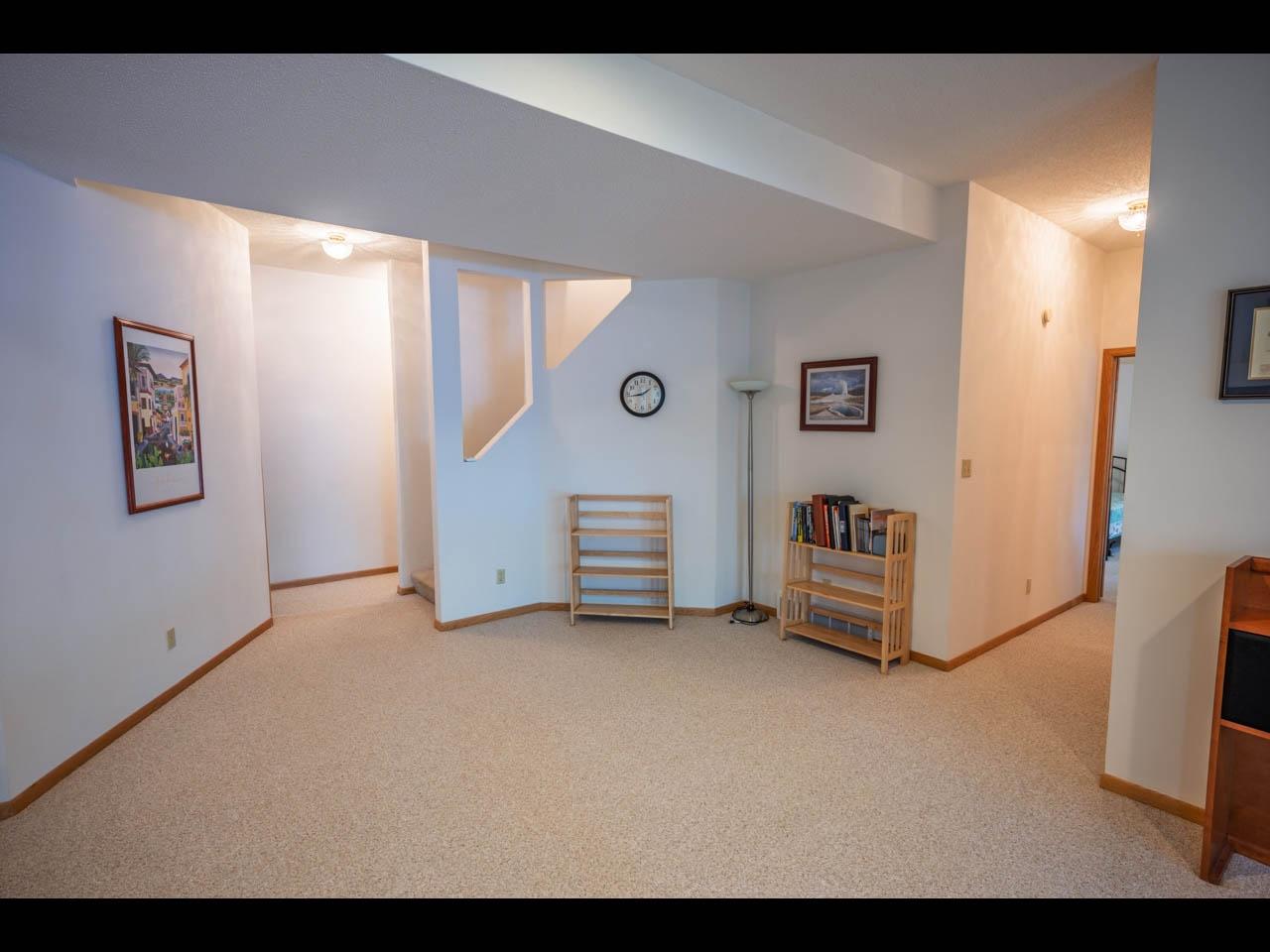 Malby Lake Property 10405 Howards End Rd Photo 32