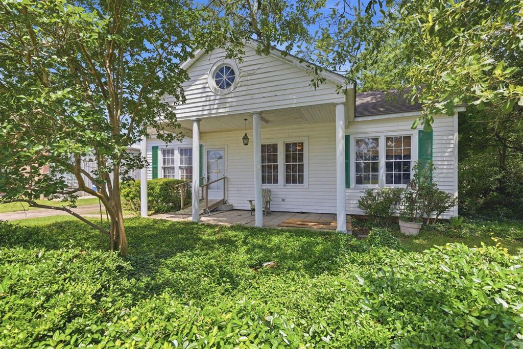 714 Lake Arthur Avenue — photo 2