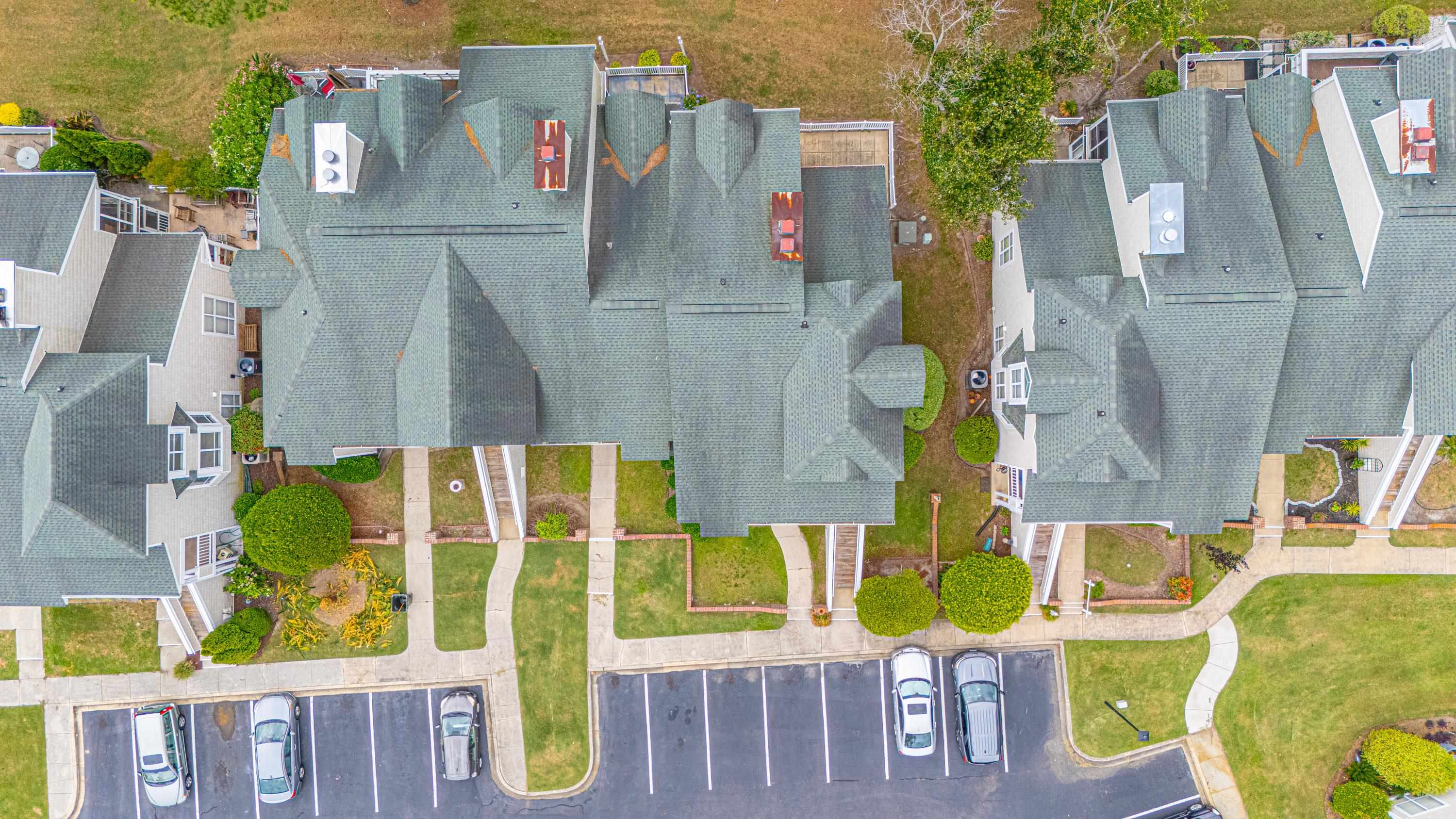 2612444 | Photo 50
