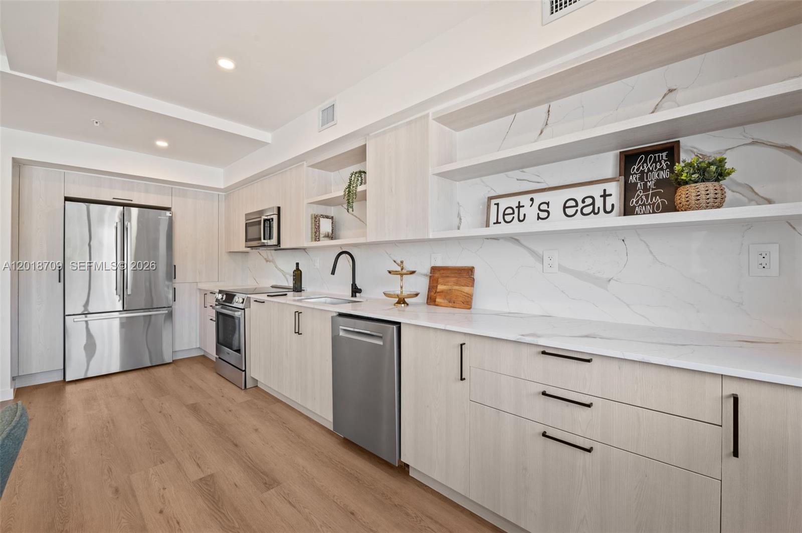 Property photo # 8