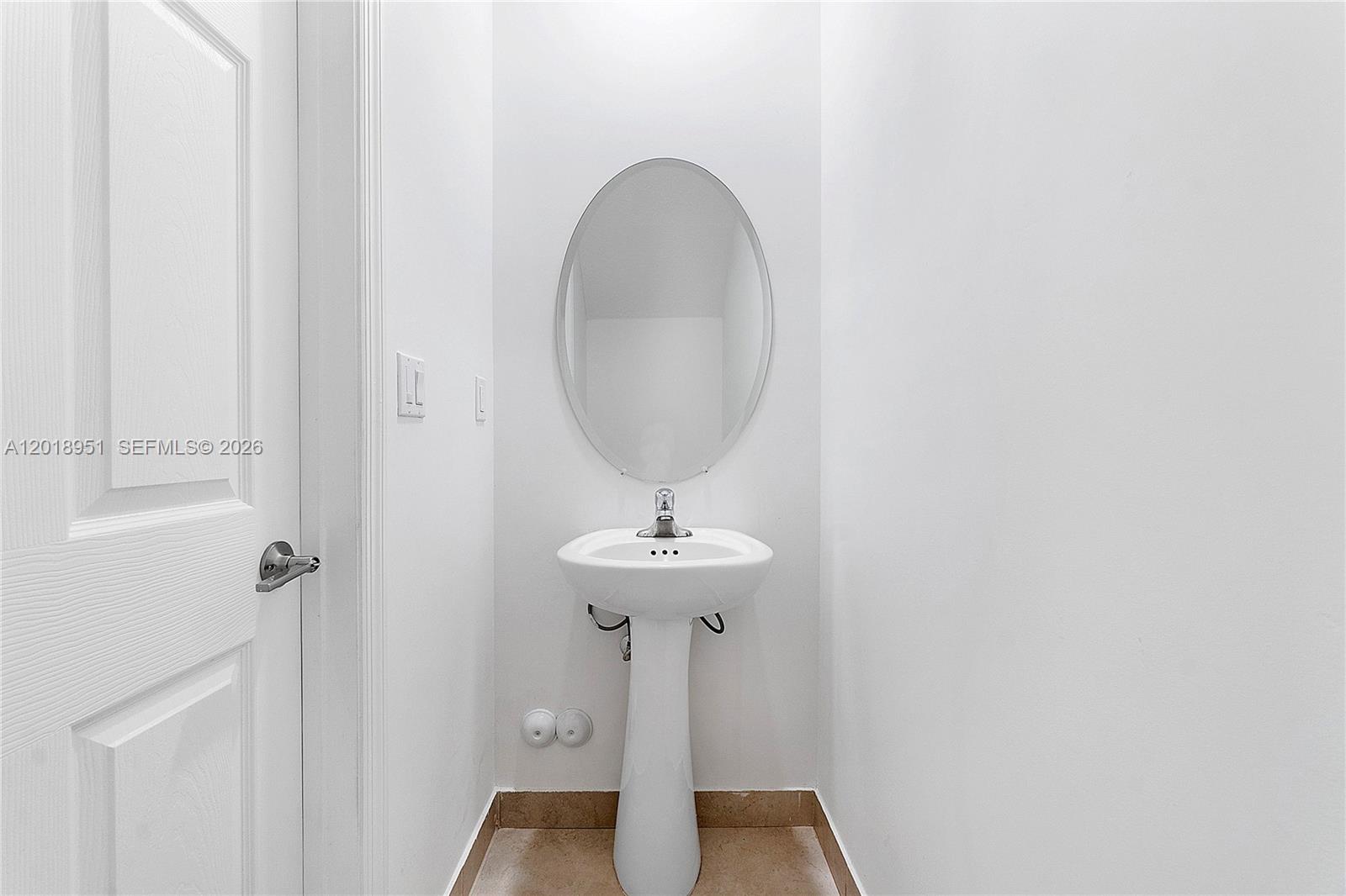 Property photo # 9