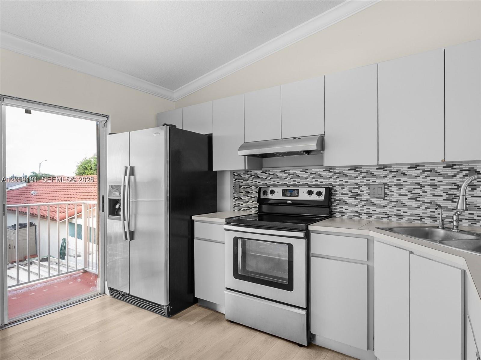 Property photo # 0