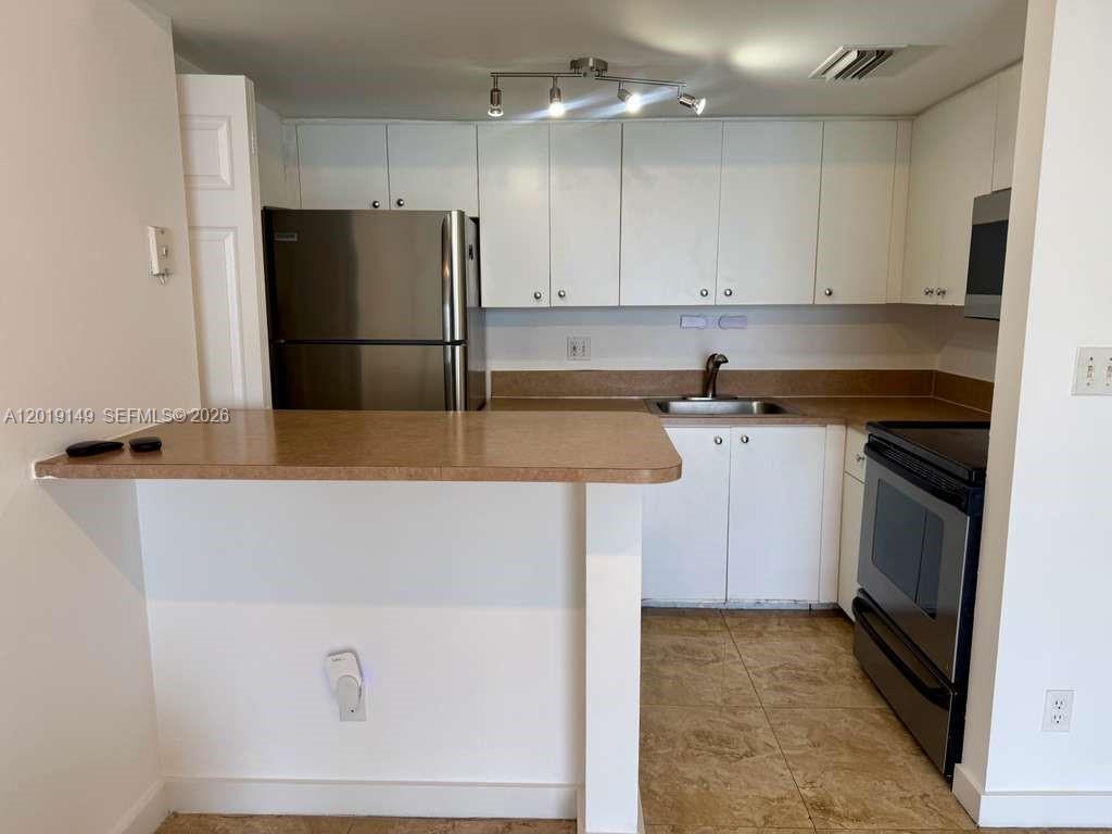 Property photo # 2