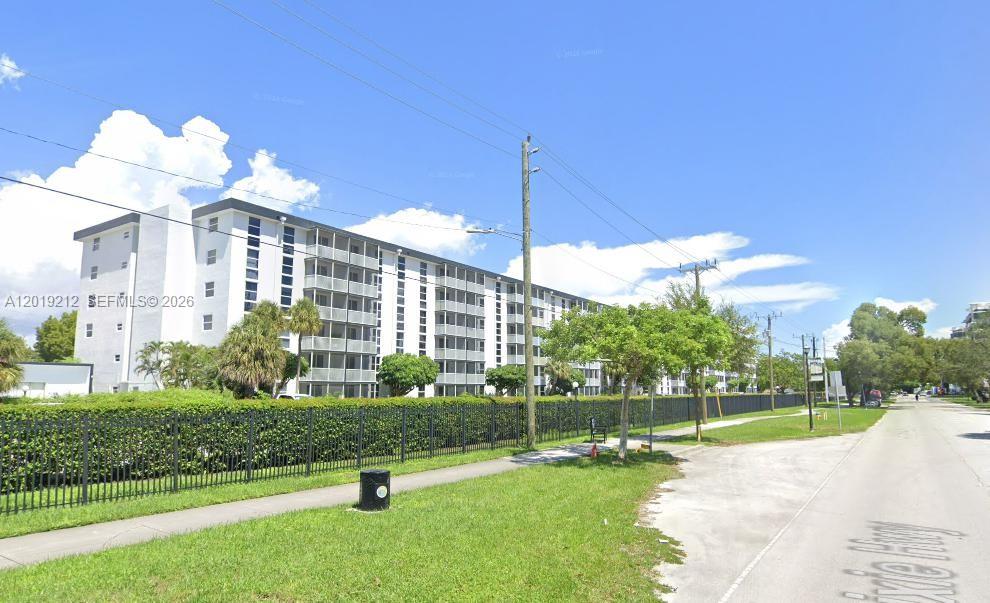Property photo # 0