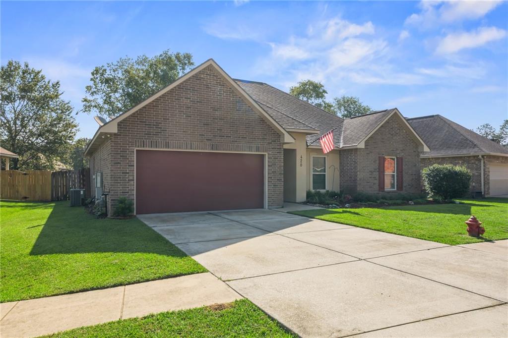 Homes for sale in Covington, LA | 420 Oak Branch Dr, Covington, LA 70435 | MLS# 2558160