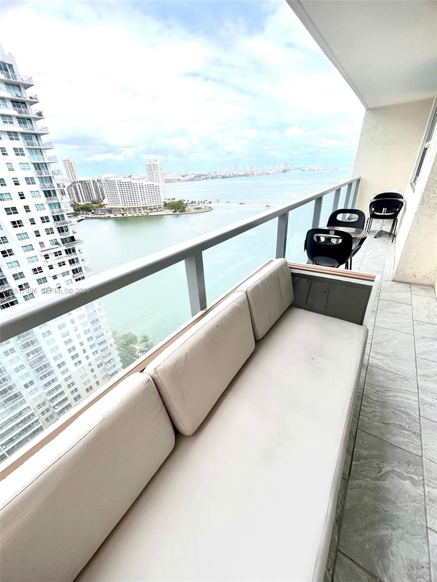 The Mark On Brickell Cond