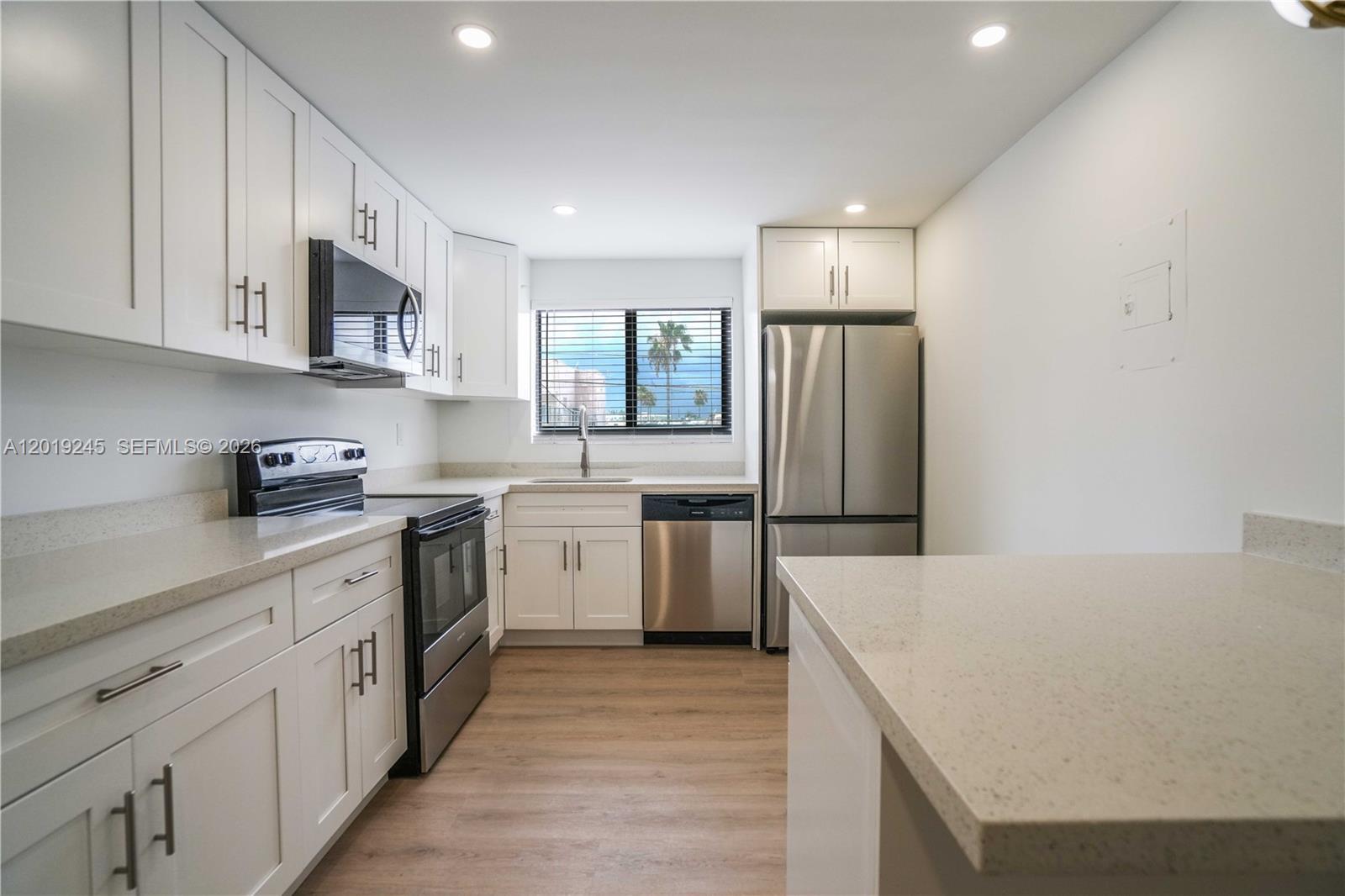 Property photo # 4