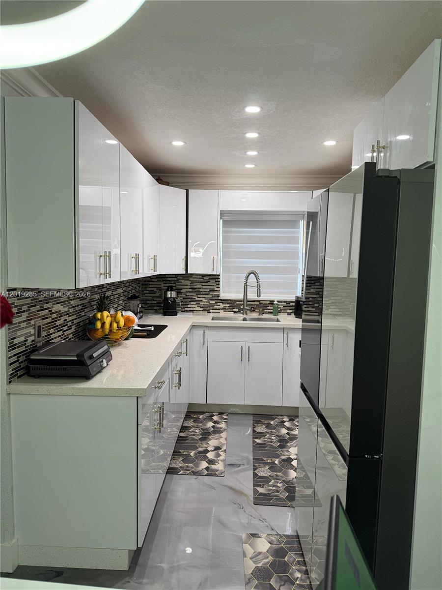 Property photo # 4