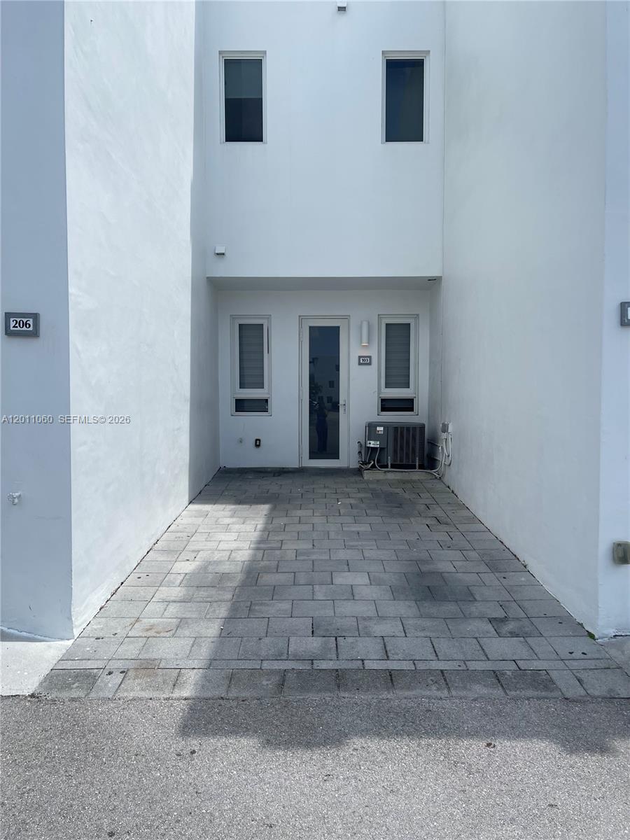 Property photo # 2
