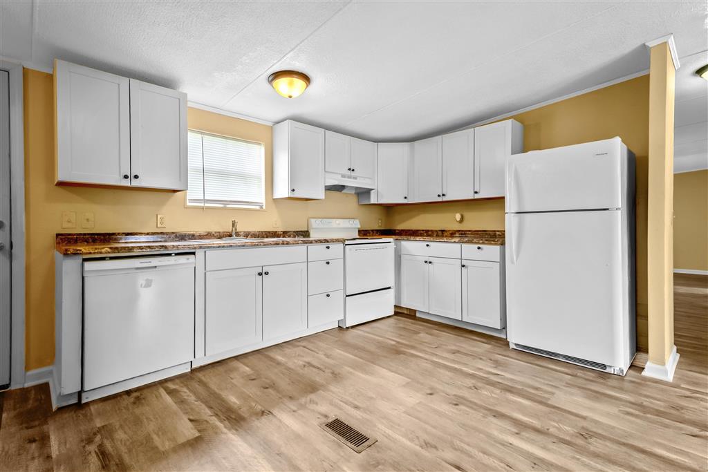 2789 Avondale Street — photo 5