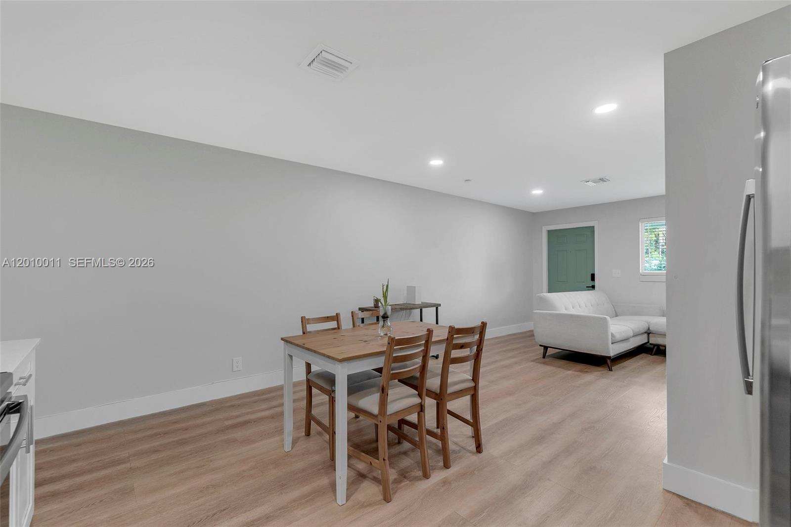Property photo # 9