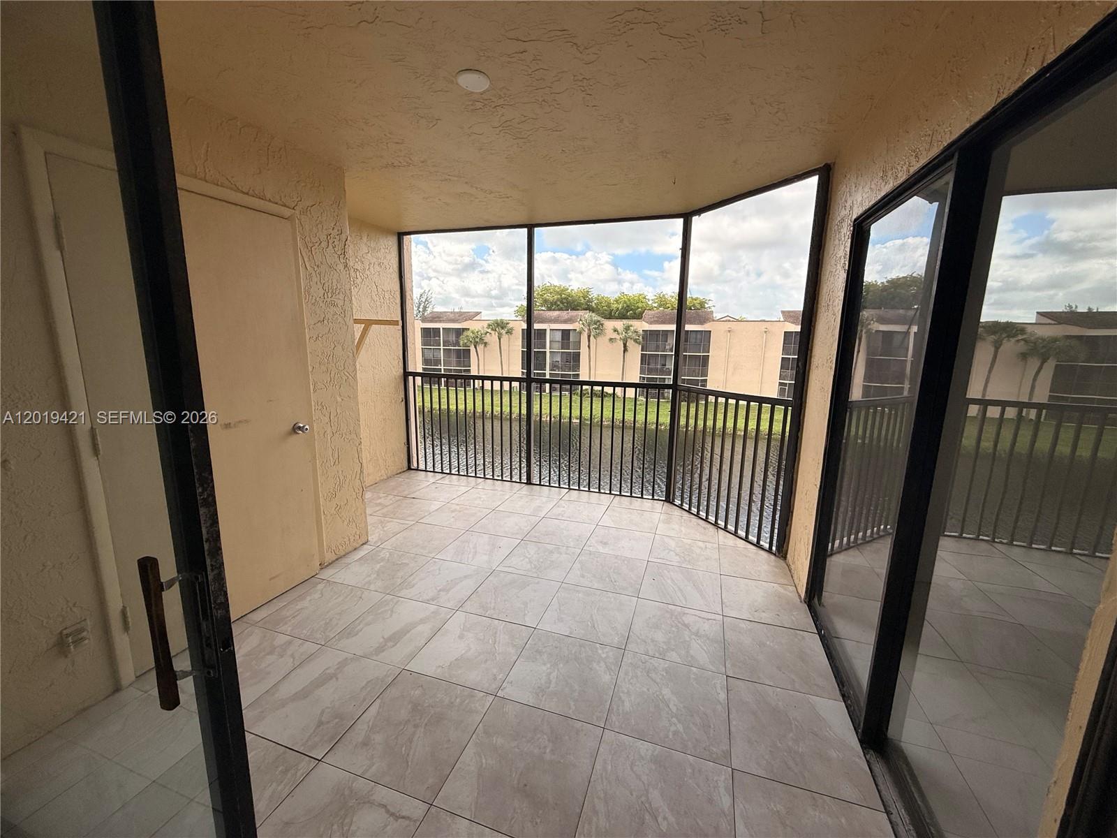 Miramar Club Condominium