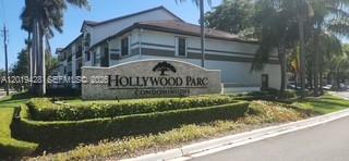 Hollywood Parc Condominiu
