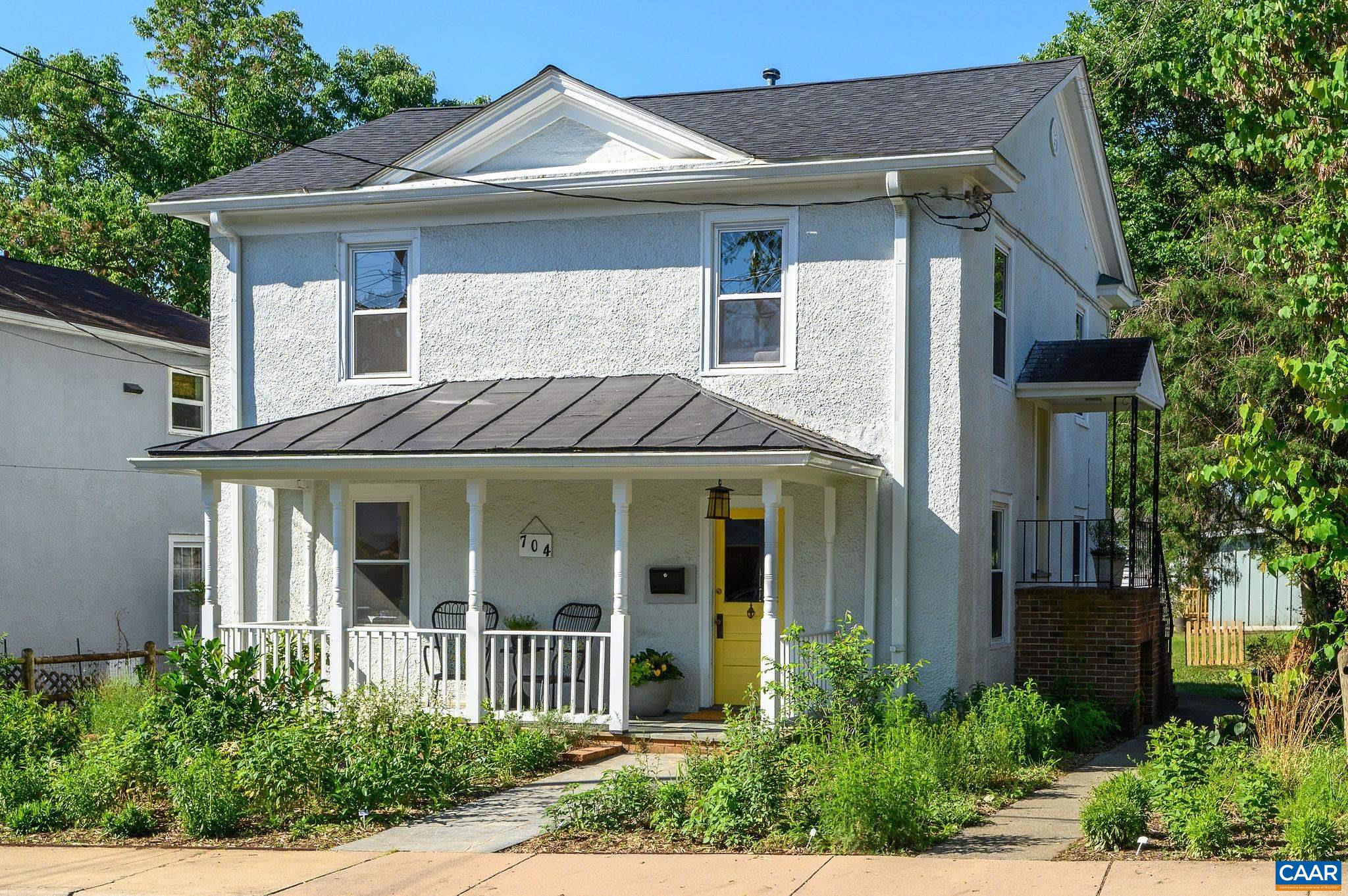 704 Blenheim Ave